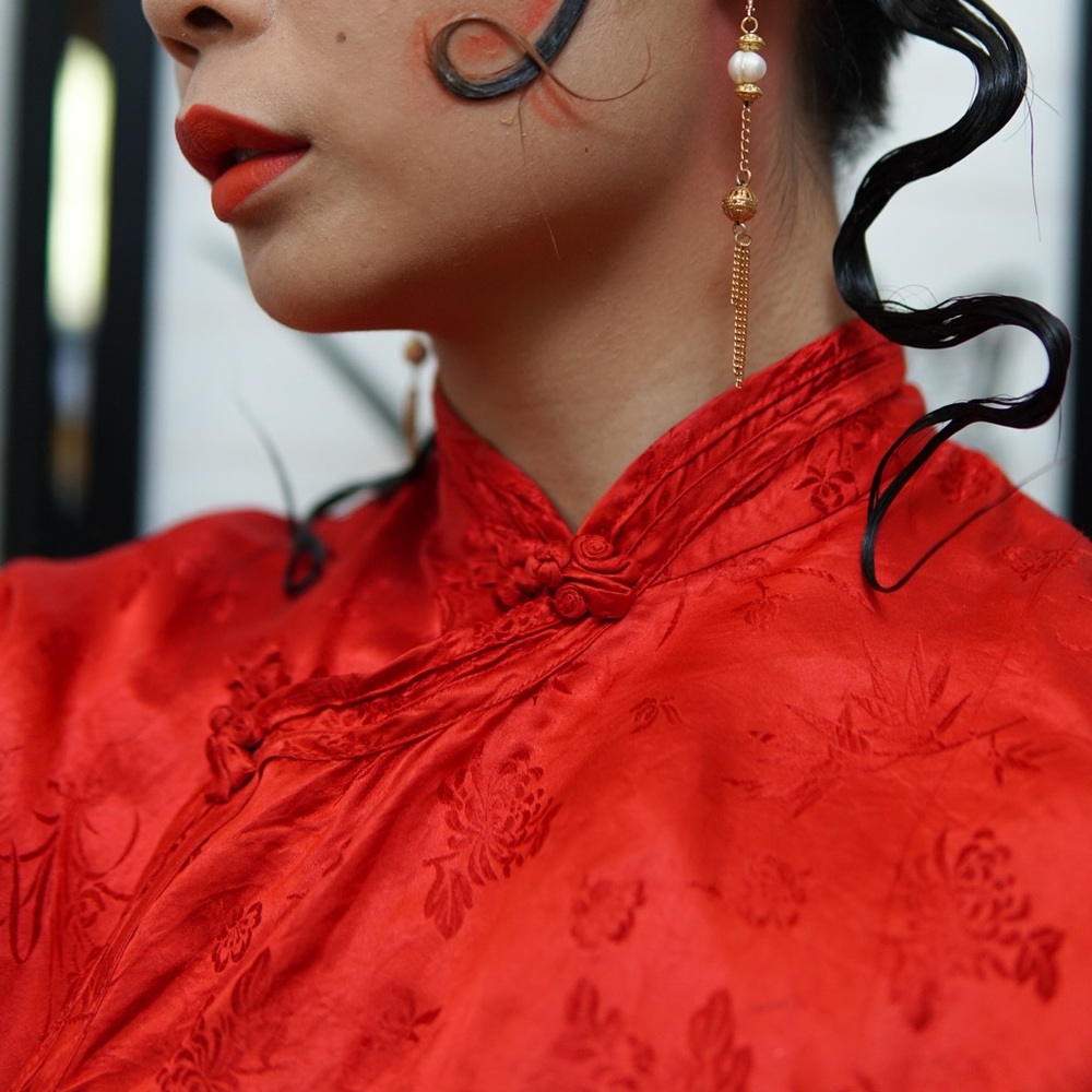 vintage chinese silk short-sleeve blouse 🧧